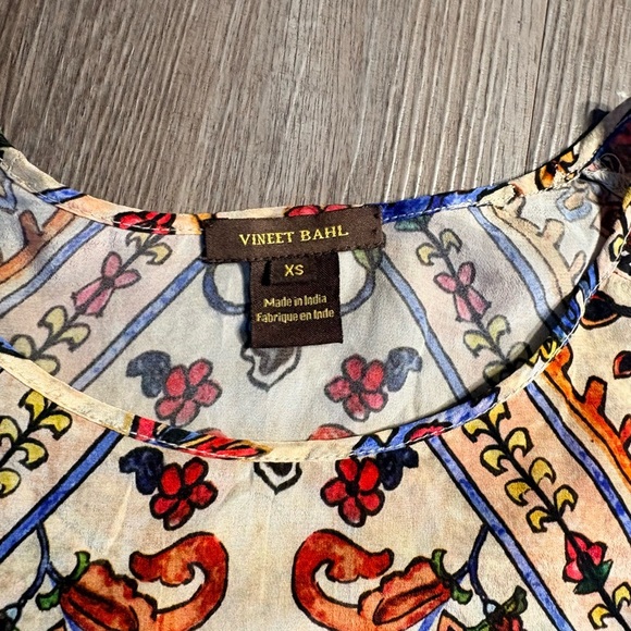 EUC Anthropologie Vineet Bahl
embroidered top XS - Picture 3 of 4